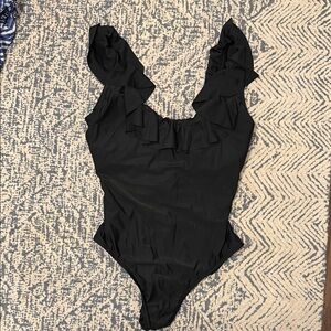J Crew Ruffle Scoopneck Onepiece Swimsuit Black Size 10